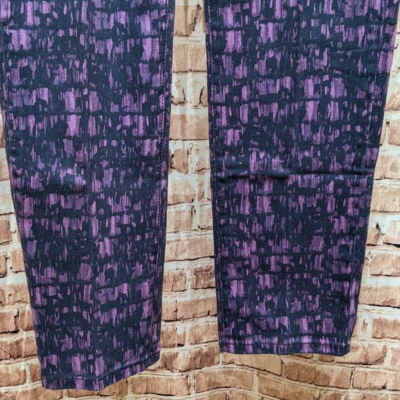 Levi's Mid Rise Skinny Purple and Blue Abstract Jeans Size 12M  W31 L32 - Picture 2 of 15